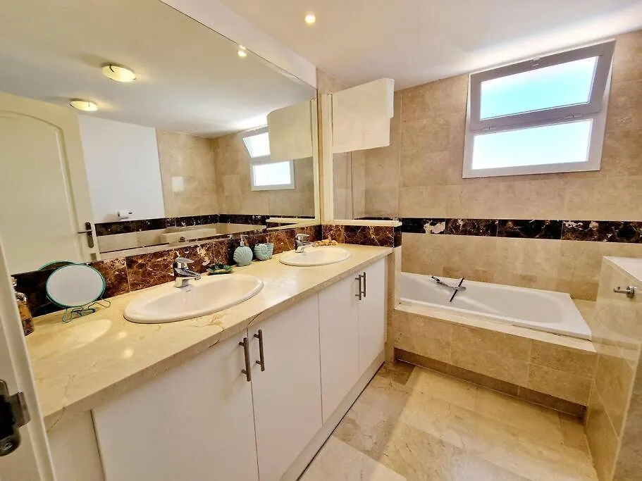 Las Palmeras Seaviews Mijas Apartamento